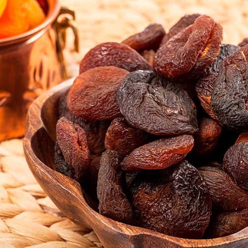 Natural dried apricots